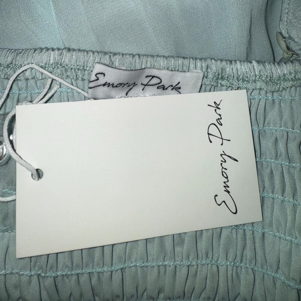 Light Blue Top - Picture 5 of 5